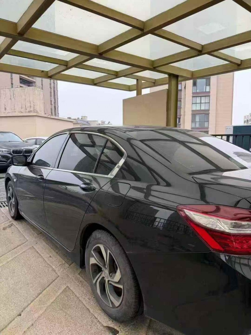 苏州17年本田雅阁7