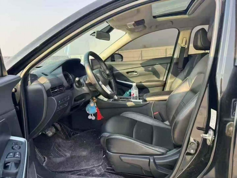 安阳20年日产轩逸4