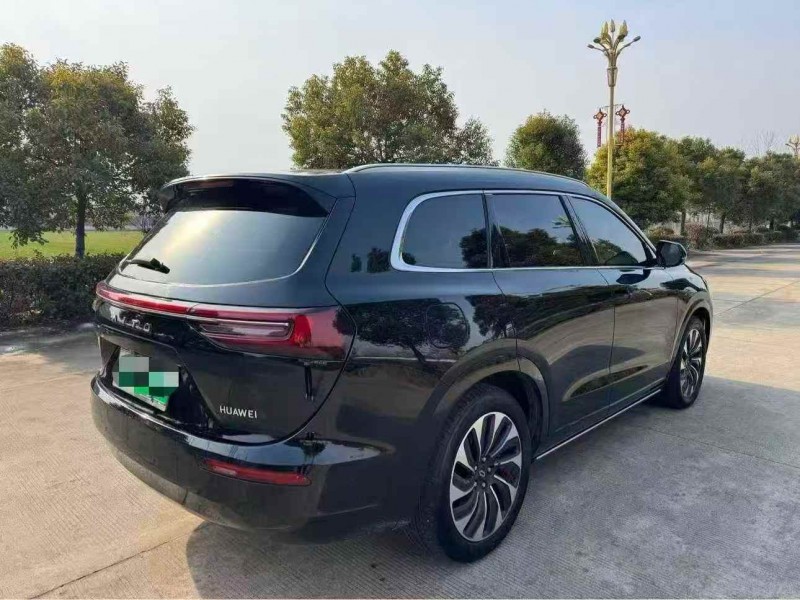 常州23年华为智选问界8