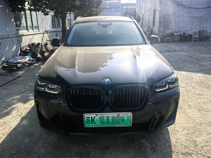 苏州23年宝马IX31