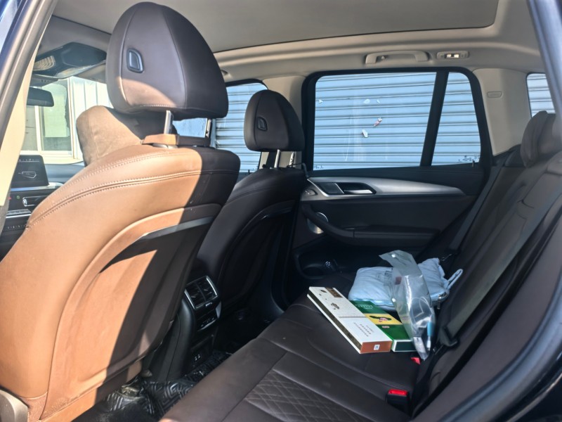 苏州23年宝马IX34