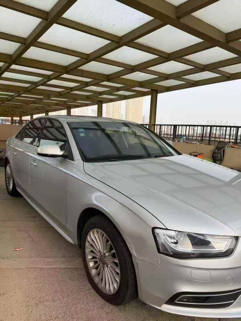 苏州15年奥迪A4L3