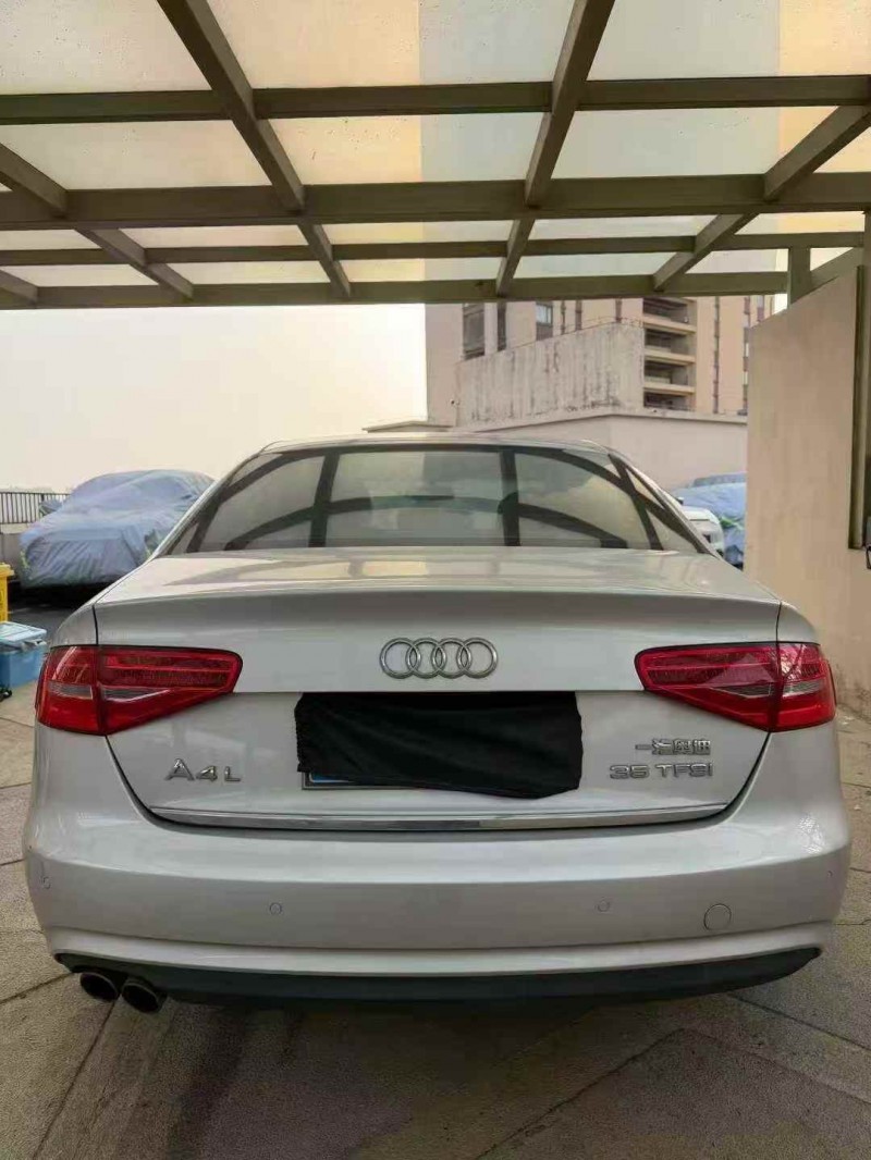 苏州15年奥迪A4L8