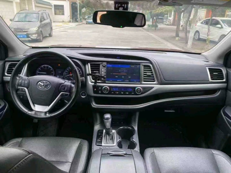 嘉兴15年丰田汉兰达5