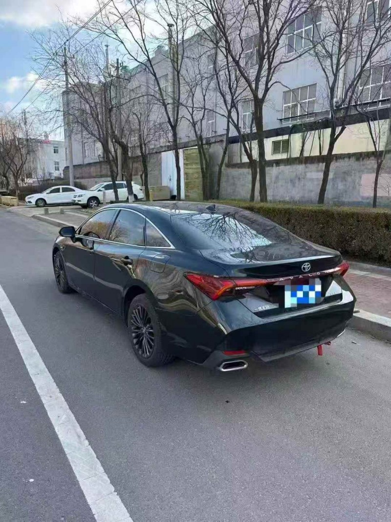 枣庄23年丰田亚洲龙7