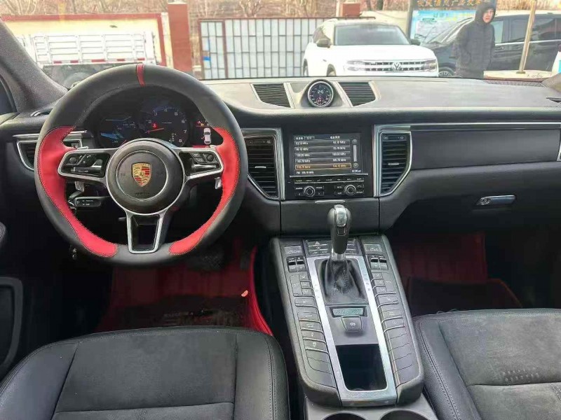 淄博15年保时捷Macan4