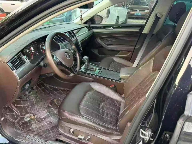 淄博23年大众辉昂6