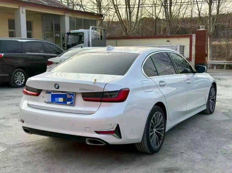 淄博19年宝马3系6