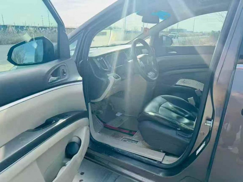 东营14年别克GL86