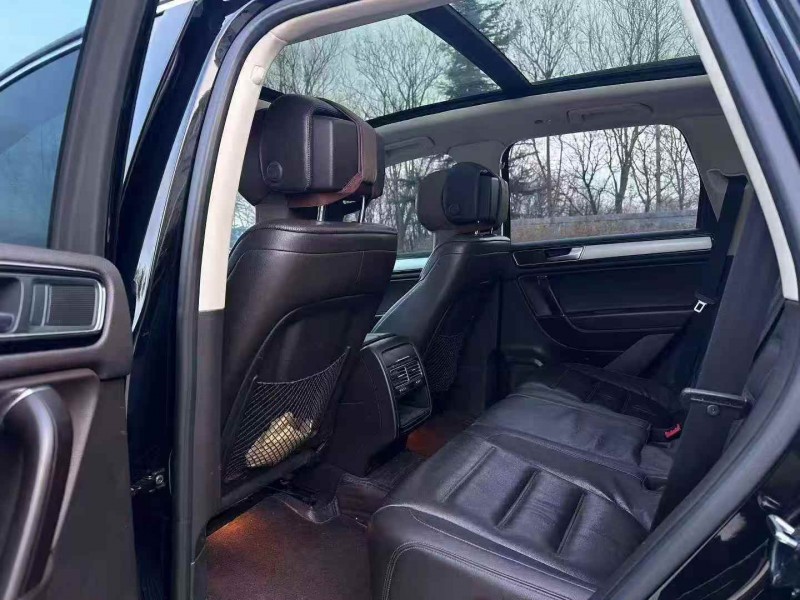 烟台18年大众途锐7