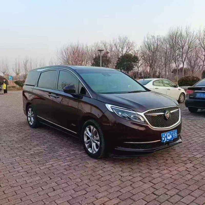 东营17年别克GL82