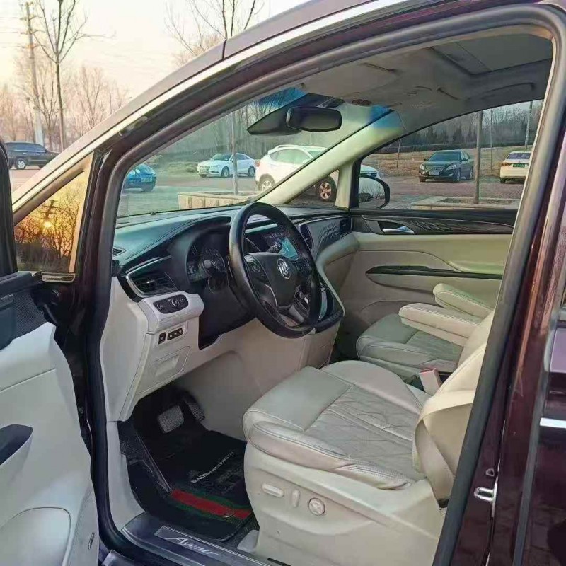 东营17年别克GL85