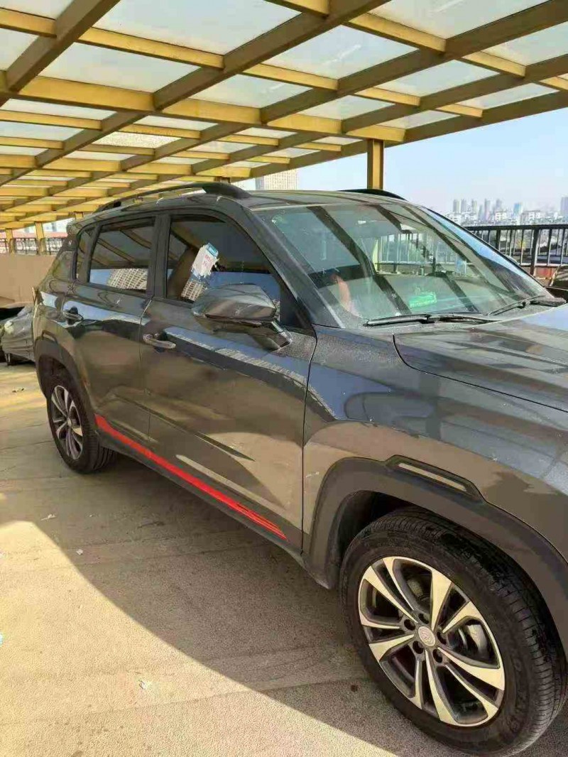 苏州25年长安汽车CS352