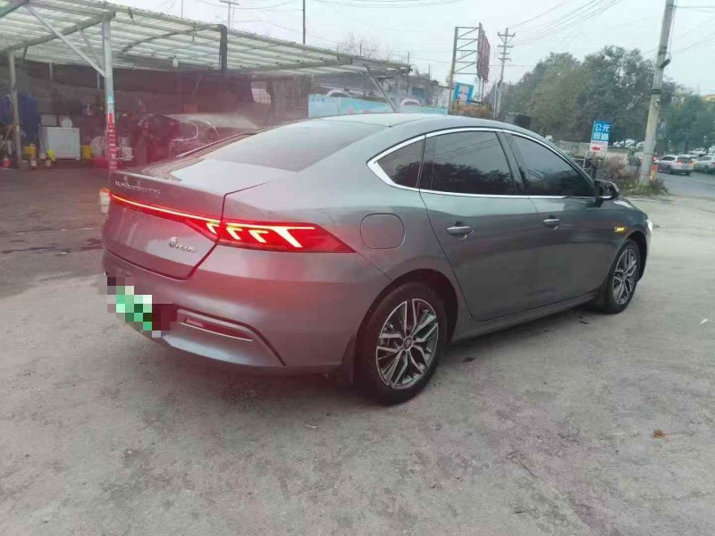 贵阳23年比亚迪秦2