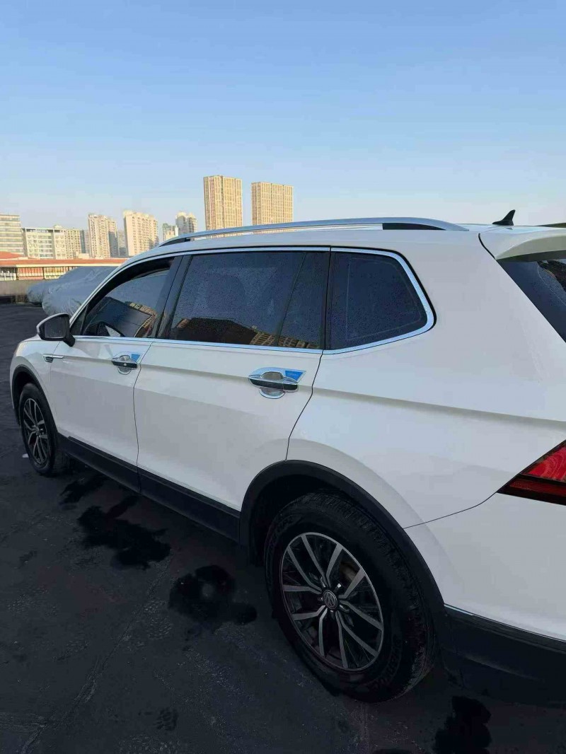 连云港19年大众途观7