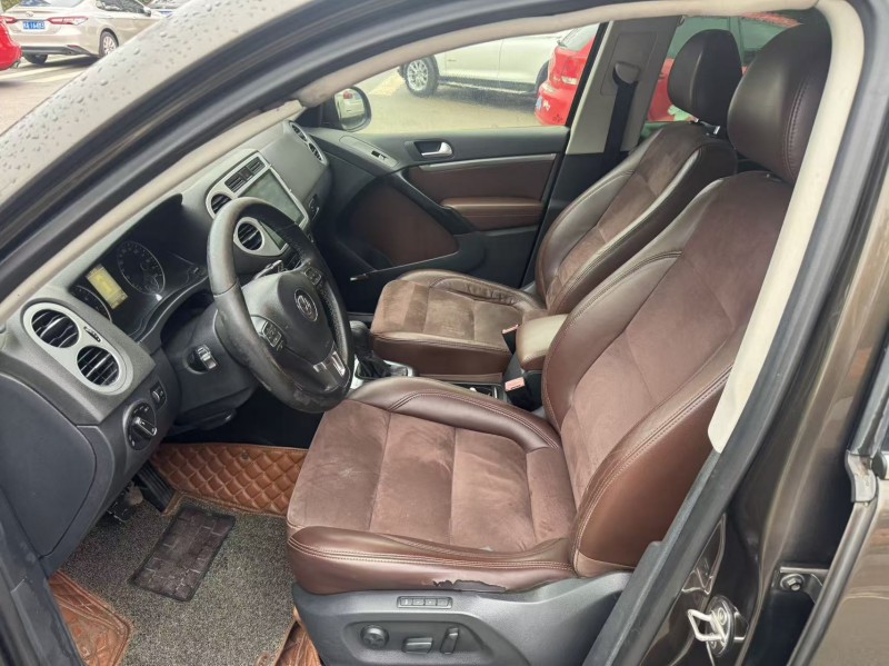 南宁13年大众途观4