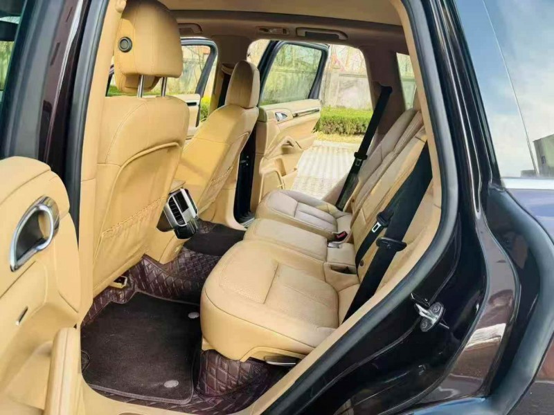 淄博17年保时捷卡宴5