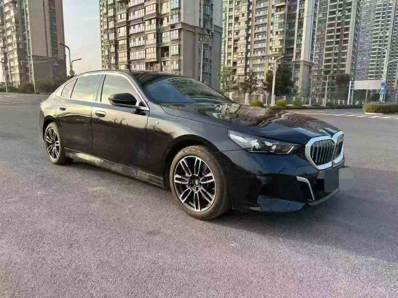 南通24年宝马5系2