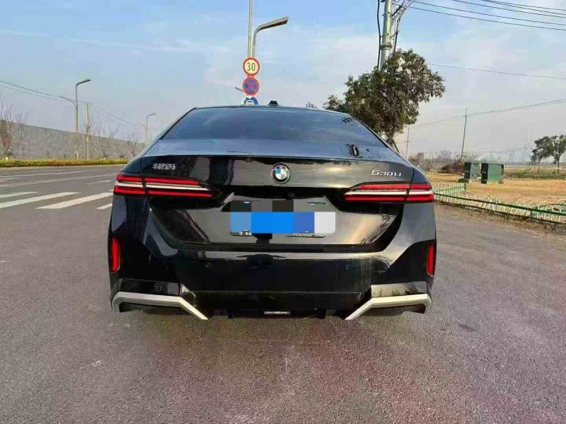 南通24年宝马5系9