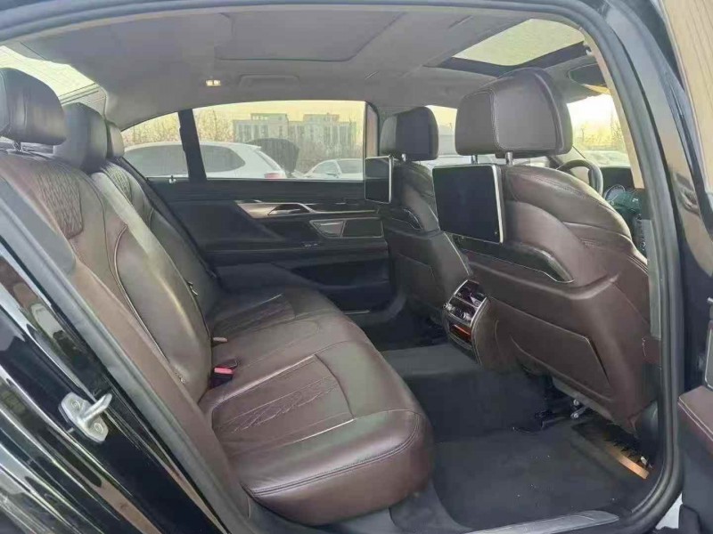 潍坊17年宝马7系6