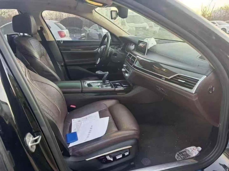 潍坊17年宝马7系7