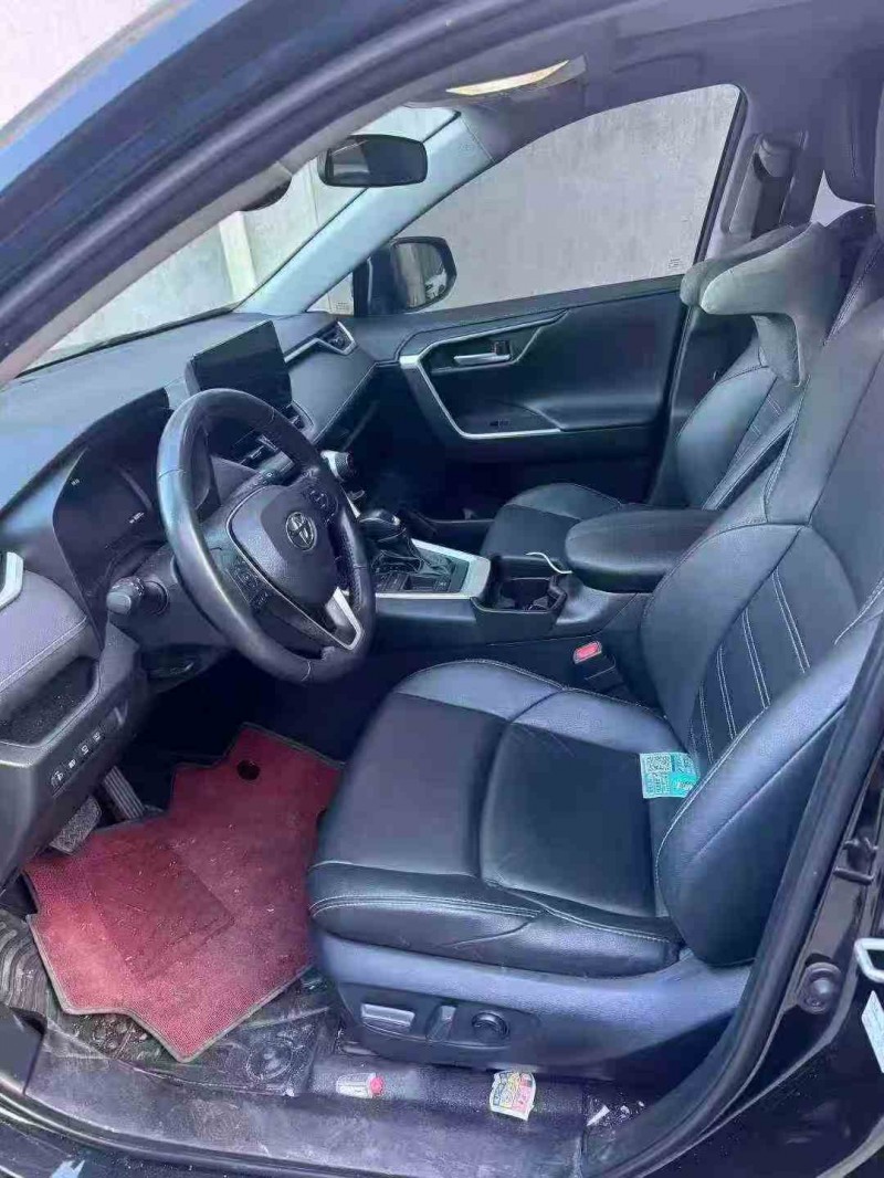 嘉兴23年丰田威兰达4