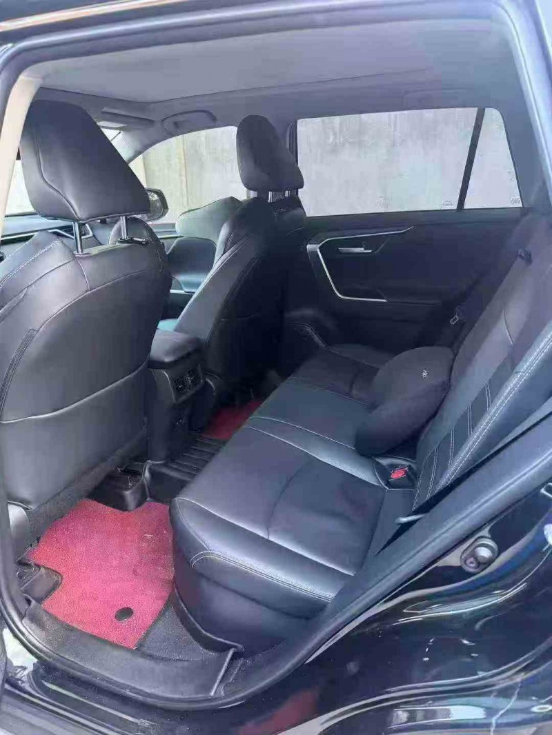 嘉兴23年丰田威兰达6