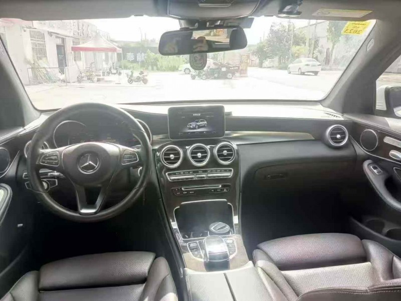 枣庄19年奔驰GLC4