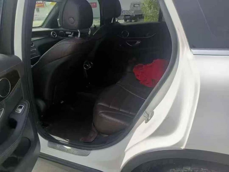 枣庄19年奔驰GLC5