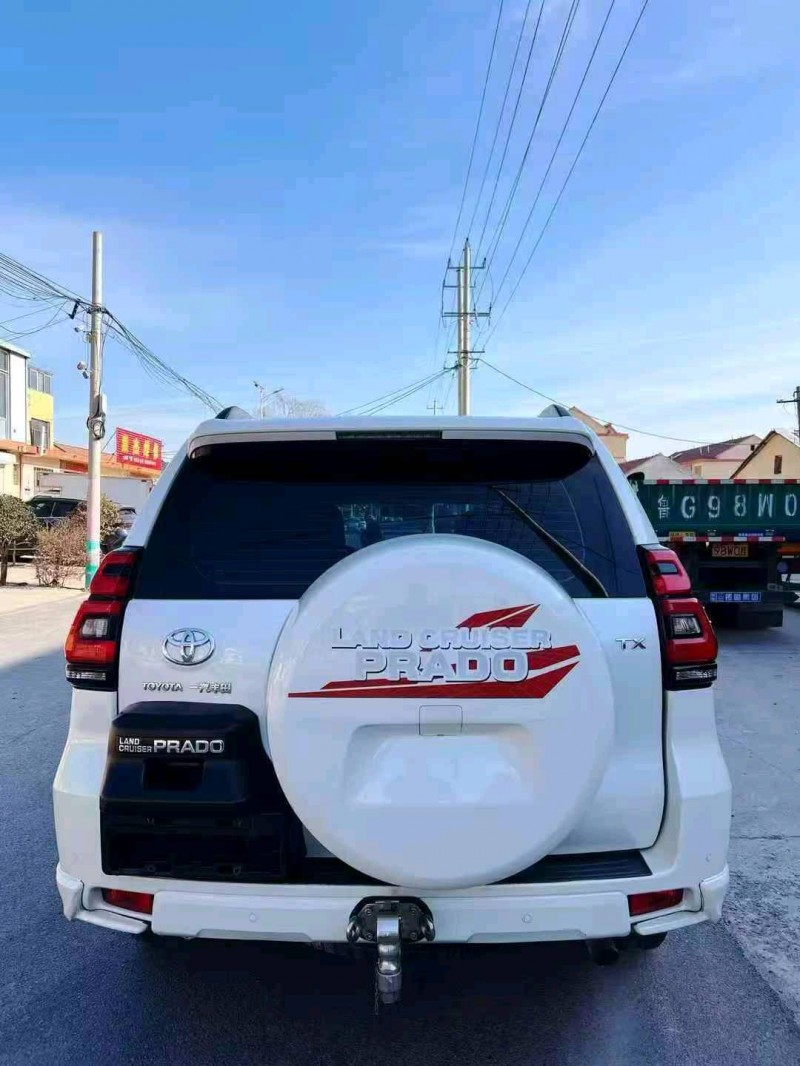 潍坊19年丰田普拉多9