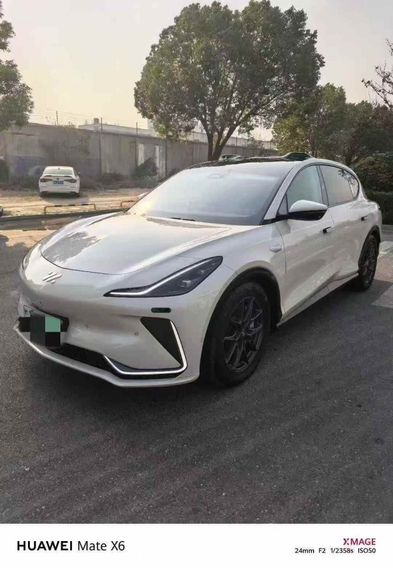 蚌埠25年智己LS72