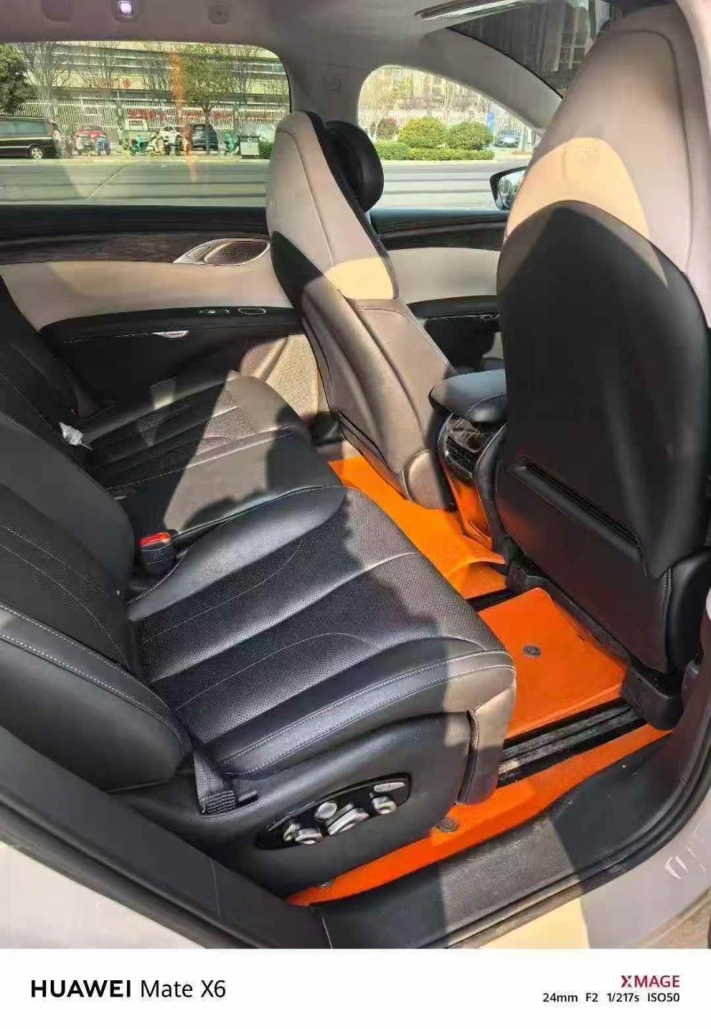 蚌埠25年智己LS74