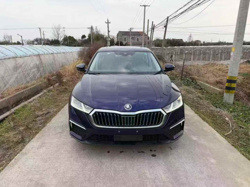 金华22年斯柯达明锐1