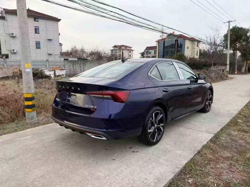 金华22年斯柯达明锐8