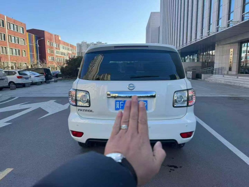 济南18年日产途乐9