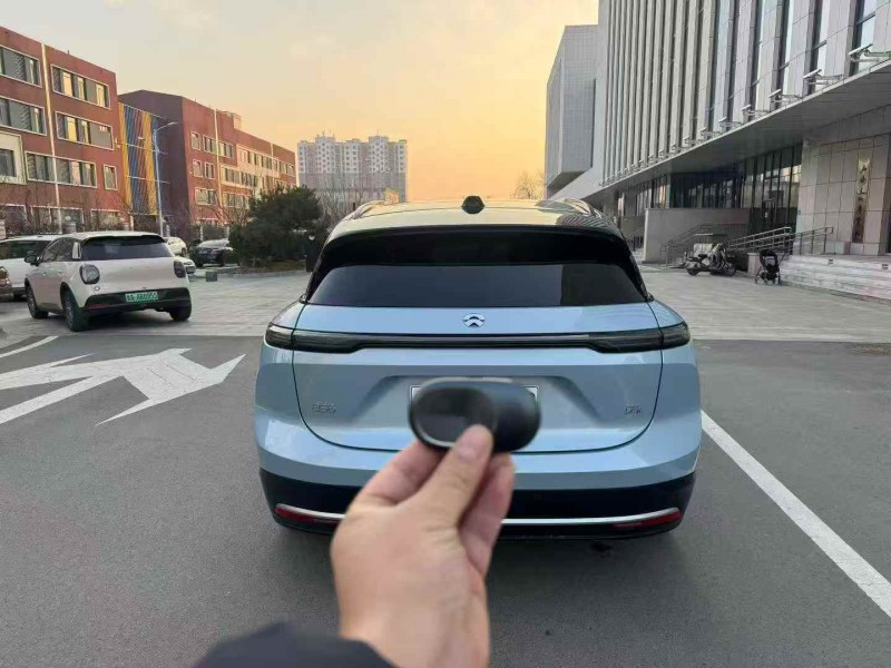 青岛25年蔚来ES69