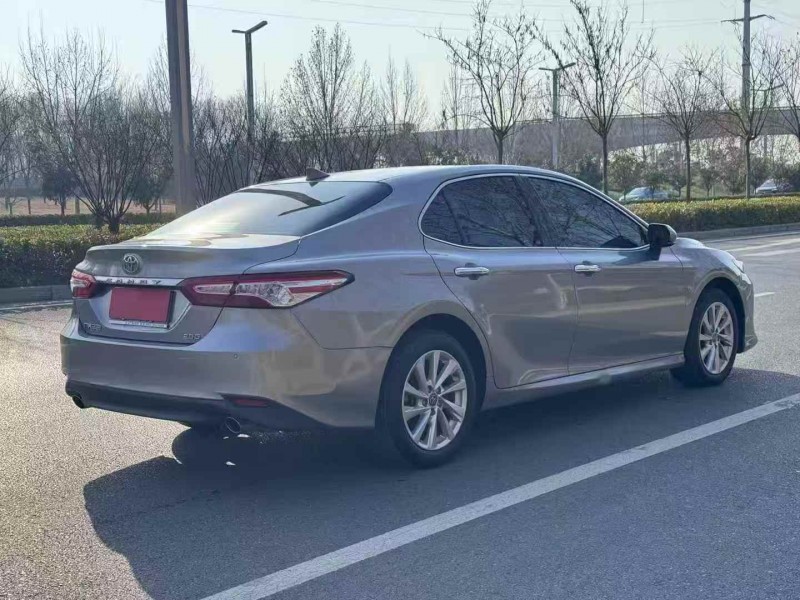 焦作21年丰田凯美瑞6