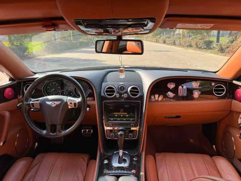 嘉兴16年宾利飞驰7