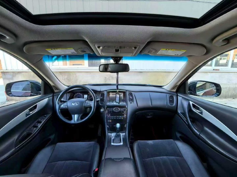 石家庄17年英菲尼迪QX504