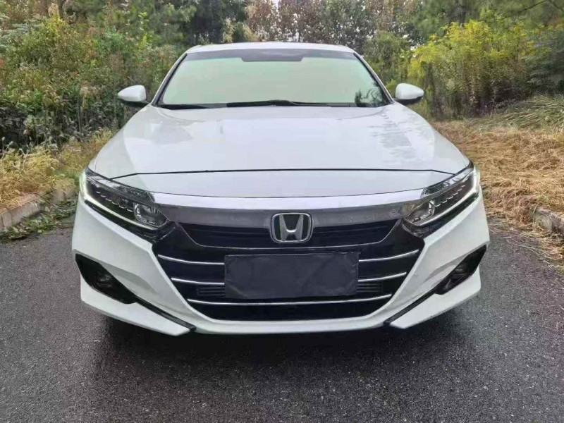 十堰23年本田雅阁1