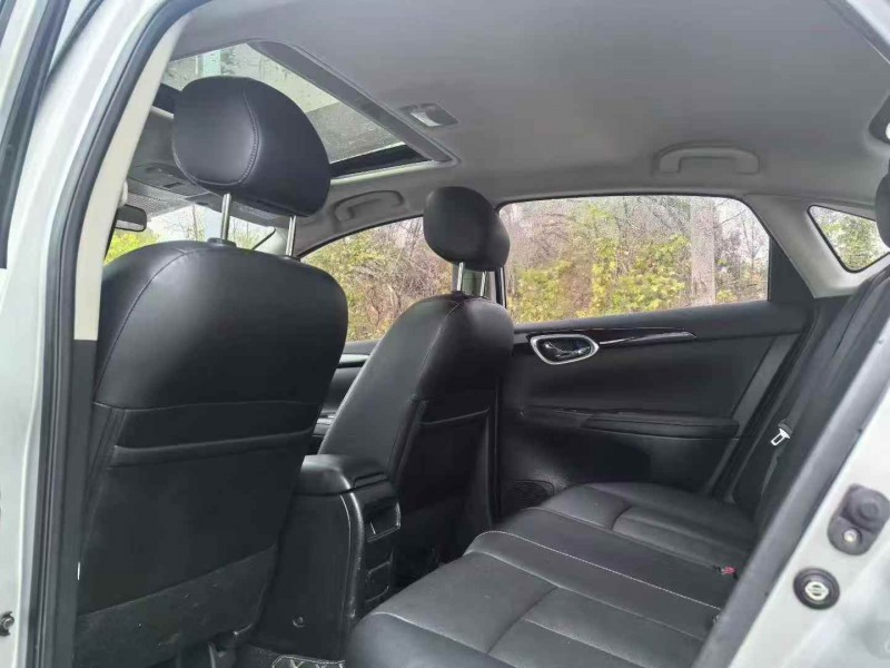 宜昌19年日产轩逸5