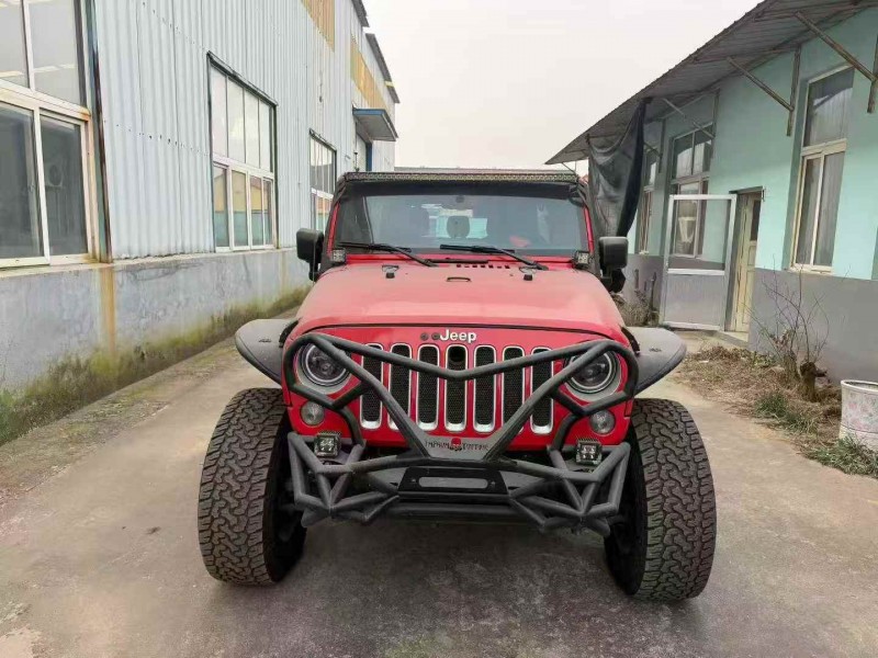 潍坊17年Jeep牧马人1