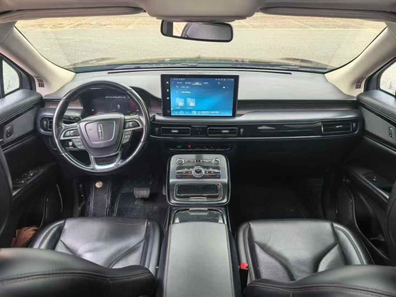 武汉22年林肯航海家6