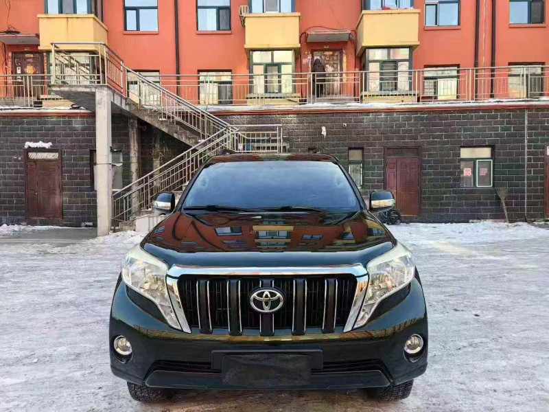 伊春15年丰田普拉多1