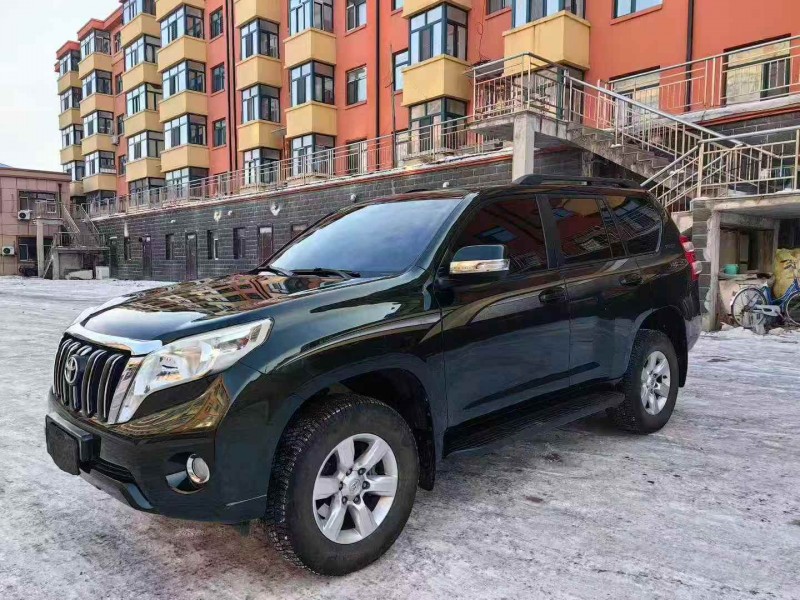 伊春15年丰田普拉多3