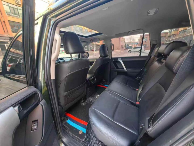 伊春15年丰田普拉多4