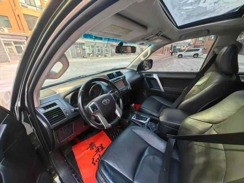 伊春15年丰田普拉多5