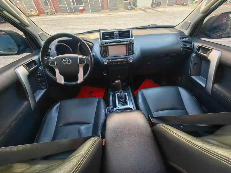 伊春15年丰田普拉多6