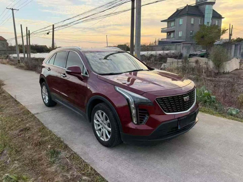 绍兴19年凯迪拉克XT42