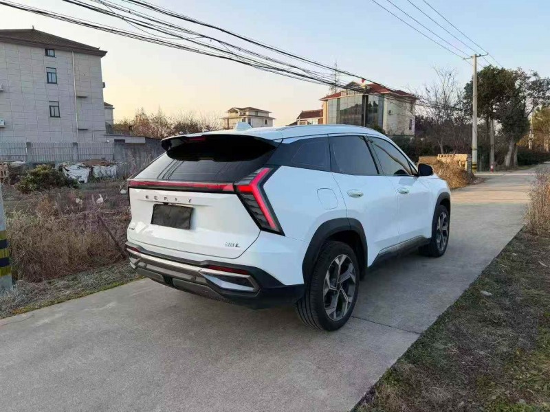 衢州23年吉利博越8